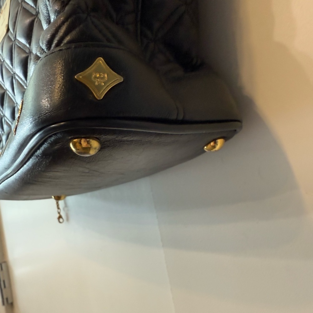 MCM Quilted Leather Tote Bag in Black. + COA. EUC - Picture 2 of 8